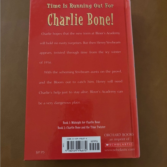 Charlie Bone and the Time Twister Book - Picture 3 of 3